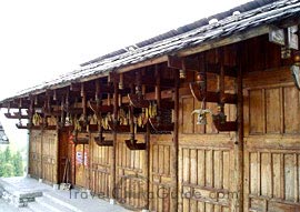 The house of the minority