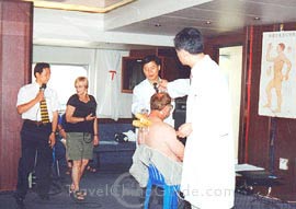 Medical lecture about traditional acupuncture 