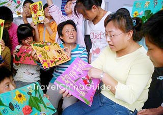 The performance by the Chinese children