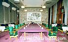 The villa is well located at the scenic bank of East Lake, built in 1985 as a sanatorium place for Chairman Mao. 0005785