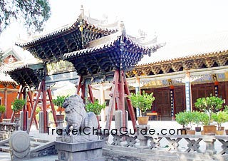 Archway of Confucius Temple