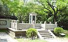 Located on the bank of the Moon Lake andwest to the Tortoise Hill, the Heptachord Terrace is a famous misical cultural relic, telling an old story about Yu Boya, a famous heptachord player meting his bosom friend. 0016931