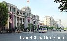 In the heartland of Hankou, Jianghan Road was once lease area some a hundred years ago and now is a famous pedestrian street in Wuhan, with a dozen of old exotic building as the telling witness of history. 0018207