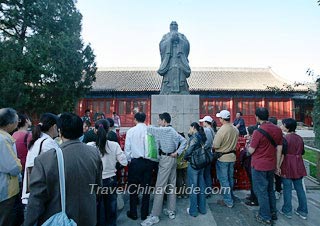 The Statue of Confucius