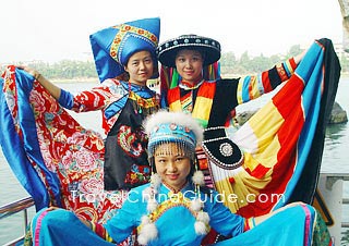 Minority Groups in Guangxi 