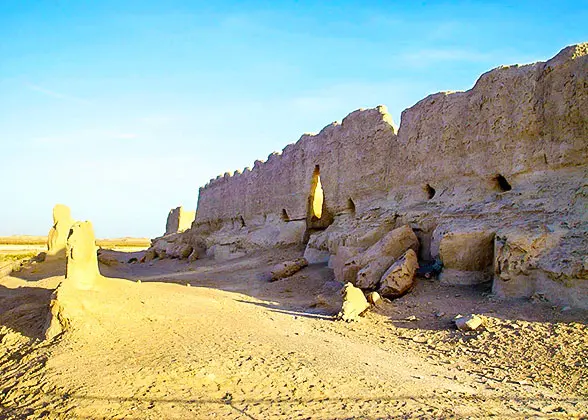 Great Wall of Han Dynasty, Dunhuang, Gansu 