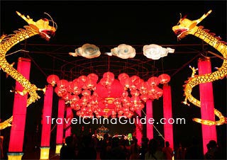 Dragon is a popular design in lantern fair.