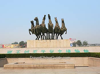 Luoyang Eastern Zhou Royal Horse and Chariot Pits