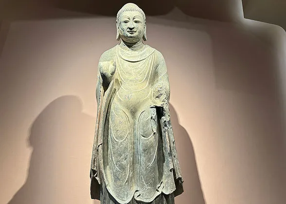 Buddhist Statue from the Northern and Southern Dynasties