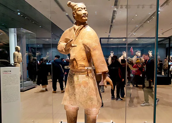 Standing Archer of Pit 2