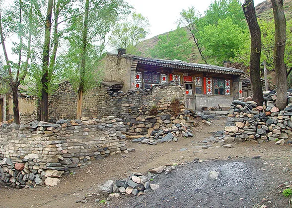 Yanmeng Village