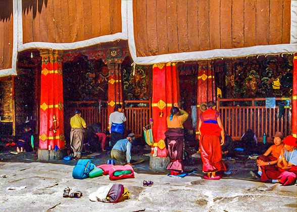 Tibet people