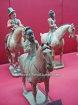 Painted Pottery of Foreign Horsemen, Tang Dynasty