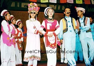 Three-Course Tea Performance of Bai Minority