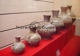 Porcelain Jugs of Western Han Dynasty