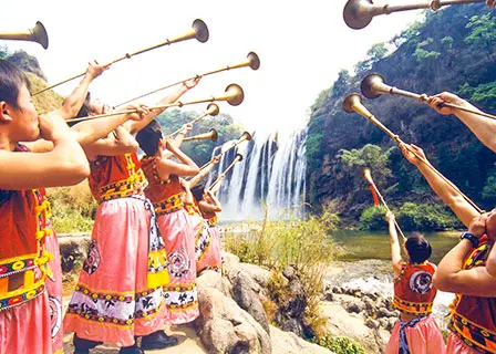 Buyi Minority People Play Suona