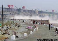 The first batch of 16 turbine generator units began to generate electricity in August, Three Gorges Dam