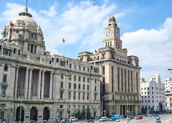 Western-style architectures along the Bund