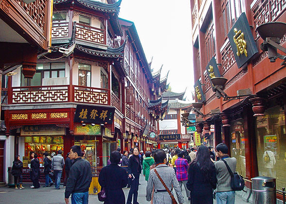 The outside of the Yuyuan Garden