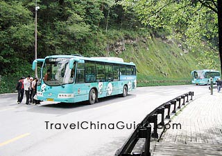 Sightseeing Bus in Jiuzhaigou Valley 