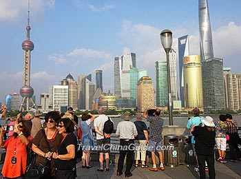 Scenery on Huangpu River