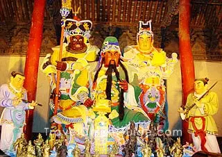 The statue of Guan Yu, Guanlin Temple