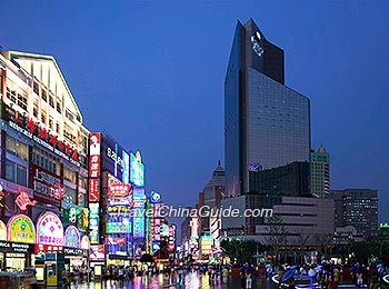 Night Scene of East Nanjing Road