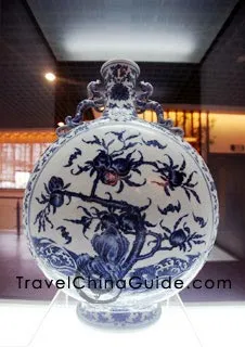 Jingdezhen porcelain