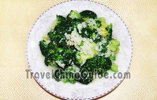 Broccoli with Garlic Completed