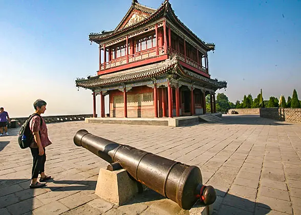 TAO: Belvedere with a tower overlooking the Swan Lake in Rongcheng