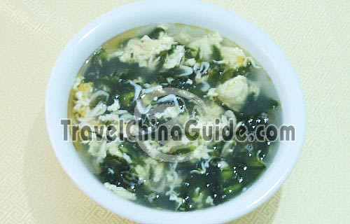 Serve up Seaweed and Egg Soup