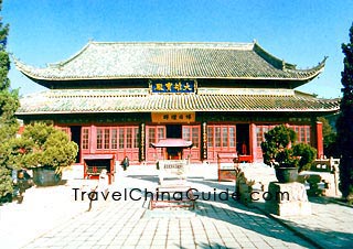 Xiangguo Temple