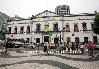 Leal Senado Building Opposite Senado Square