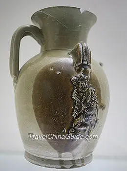 Celadon Pot in Guangdong Provincial Museum