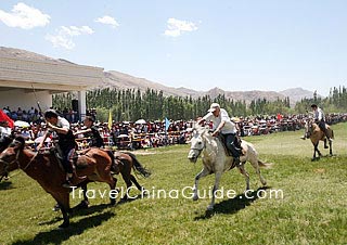 Horse Race, Nadam Fair, Bayanbulak Grassland 
