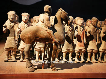 Terra-cotta Warriors and Horses of Han Dynasty, Xianyang Museum 