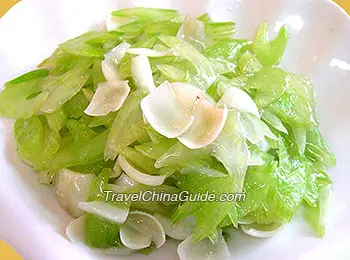 Stir-fried Lily Bulb and Celery