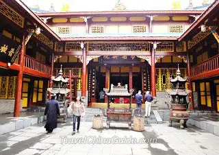 Huanglong Ancient Temple 