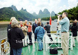 Take Pictures on the Li River 