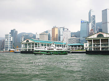 Star Ferry at Central Pier 
