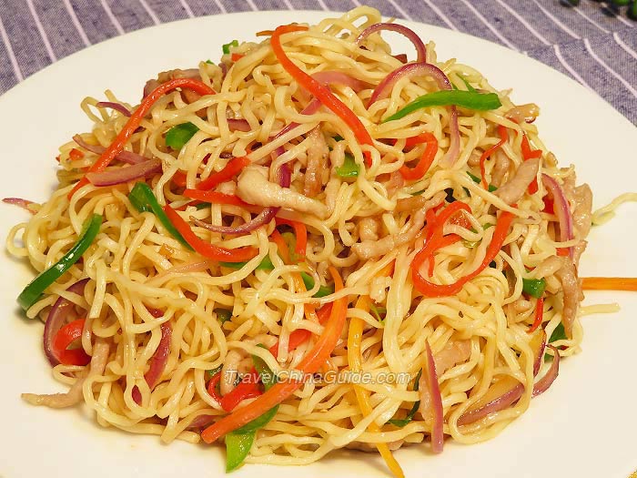 Chow Mein (Stir-fried Noodles)