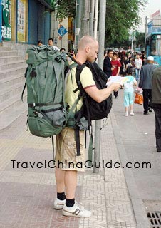 Medium backpack carried by a foreign tourist