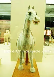 Cultural Relics unearthed in Urumqi