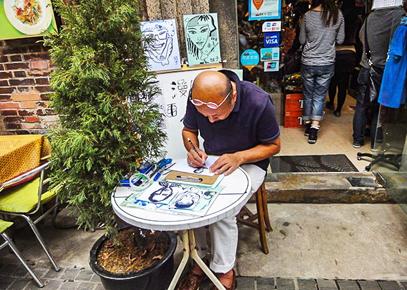 A Painter, Shanghai Tianzifang