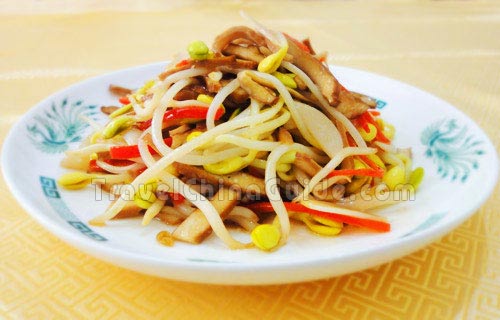Stir-fried Bean Sprouts with Dried Tofu Completed