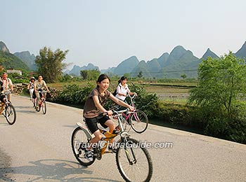 Visit Guilin and surrounding place by bicycle