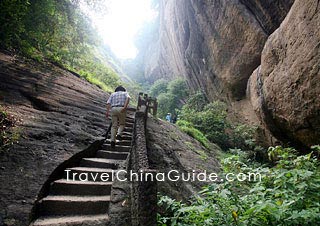 Huxiao Crag, Fujian Mount Wuyi