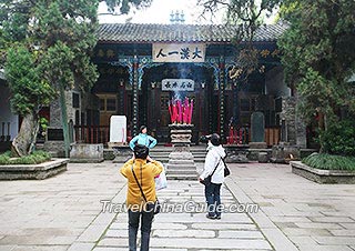 Archway in Wuhou Temple
