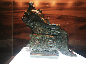 Bronze Vessel