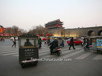 Illegal Tricycles in Xi'an